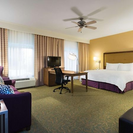 Hampton Inn By Hilton Odessa Exterior photo
