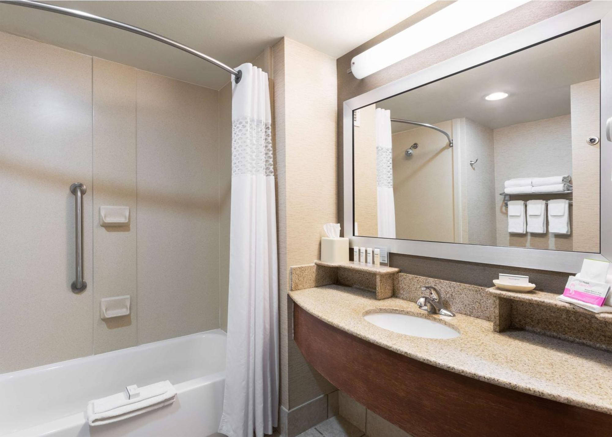 Hampton Inn By Hilton Odessa Exterior photo